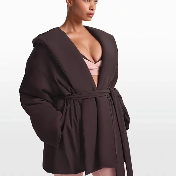 Nike Skims Woven Nylon Wrap Coat NWOT MEDIUM - Picture 2 of 4